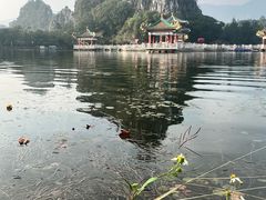 -星湖旅游景区七星岩