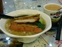 早餐&nbsp;肠仔香煎猪扒汤公仔面&nbsp;奶茶-新辉港式茶餐厅(北栅店)