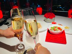白葡萄酒-悦轩中餐厅·高空江景·杭州柏悦酒店