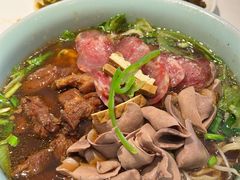 -镇南锅盖面馆(解放路店)