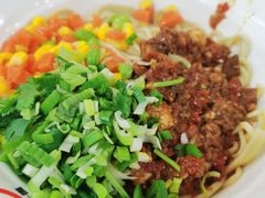 -牛一嘴·兰州牛肉面·大盘鸡(财富中心店)