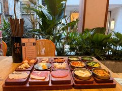 -银米·云南传统过桥米线(双廊黑金冠店)