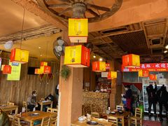 -阿婆情腊排骨火锅(金虹路店)