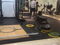 -宝力豪健身(中粮广场店)