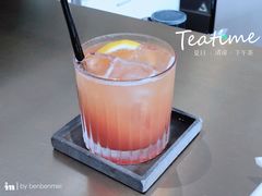 -UNI UNI(环亚凯瑟琳店)