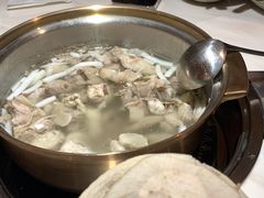 -喃喃椰·糟粕醋·椰子鸡火锅(七堡花园店)
