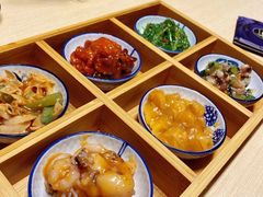 小菜一碟-万岁料理回转寿司(华贸店)