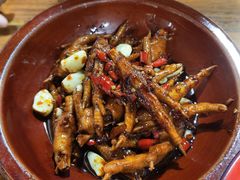 烧大鸡脚-老三样·美食研究中心(世贸路店)