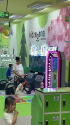 -莫莉幻想儿童乐园(北京丰台永旺店)