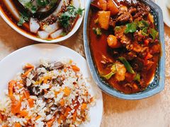 特色的大盘鸡-维吾尔餐厅(宜山路店)