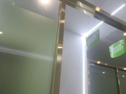 -苗医生0感科技祛痘