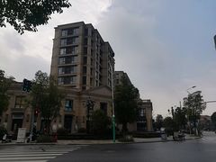 -恒生万鹂广场(唐镇店)