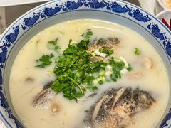 -南京金牛湖巨碗鱼头