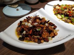 -有红鸡毛店·川菜(建设路店)