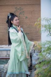 -梦回汉唐汉服旗袍体验馆(拙政园店)