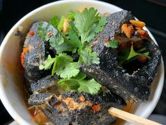 黑色经典臭豆腐-黑色经典臭豆腐·湖南特产(坡子街店)