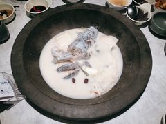 鲜潭蒸汽石锅江团鱼-鲜潭蒸汽石锅鱼(五道口购物中心店)