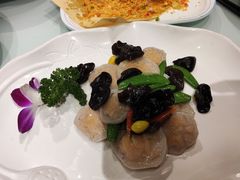 鲜虾滑藕夹-江南韵·无锡太湖文化体验餐厅(凤凰天街店)