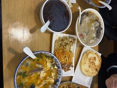 -八百里牛肉汤(盖饭·锅贴·万象城店)