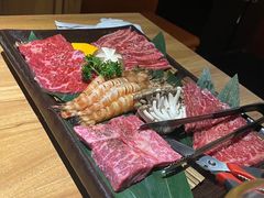 -炼火烤肉店
