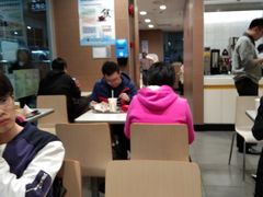 -麦当劳(轻轨曹杨路店)