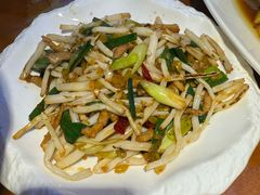 -魏铭鱼头捞饭(晋阳路店)