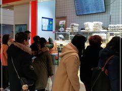 -白玉兰食品甜凤店(合生汇店)