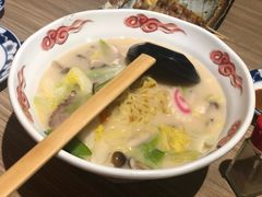 -小山日本料理(兴业太古汇店)