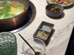 -喃喃椰·糟粕醋·椰子鸡火锅(七堡花园店)