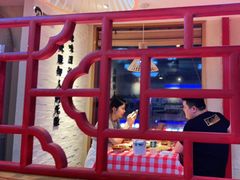 -思博半步颠小酒馆(梦时代店)