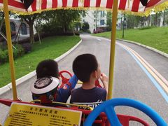 -三岔湖环球融创天堂洲际酒店水乐园