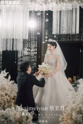 -台湾蔡美月婚纱租赁
