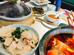 -麻辣空间·清油火锅(万达广场店)