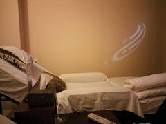 -颐而康·按摩·艾灸·足疗(苏仙岭店)