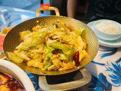 干锅手撕包菜-川流不息·地道川菜(新松江路店)