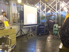 -去吃小龙虾·江湖菜·烧烤(南滨路店)
