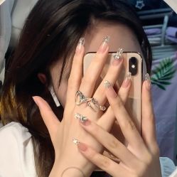 -ZX·美睫设计师汇聚店