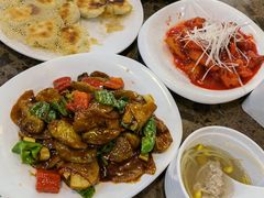 -周家大连水饺(美专校街店)