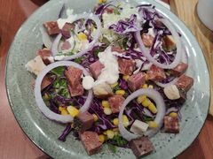 经典凯撒沙拉-魏斯理汉堡(西安沣东吾悦店)