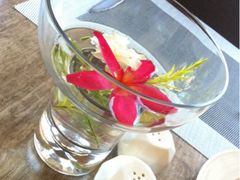 摆饰。-三亚凤凰水城凯莱度假酒店