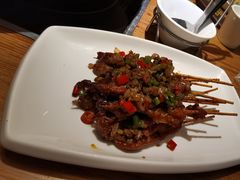 拾味串串兔-拾味馆·浓鲜骨汤(光谷天地店)