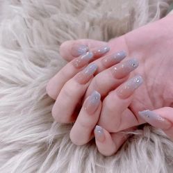 -悦指间美甲美睫