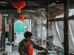 -丝绸小镇荻港古村
