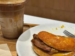 -Peet's 皮爷咖啡(海雅缤纷城店)