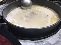 -三人行骨头王火锅(长寿店)