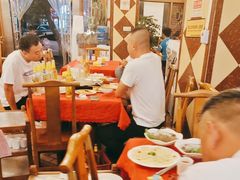 -山城年华老火锅(玉林店)