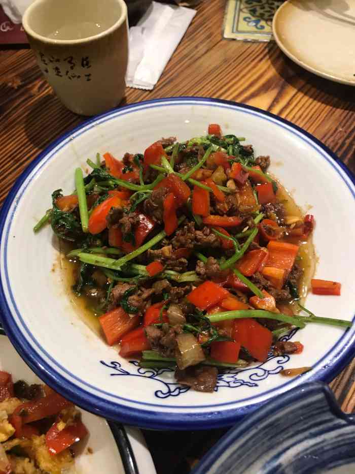 湘村阁·湖南大碗菜(长白店)-"五一前开启吃吃吃模式[得意]湖南大碗菜