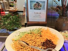 -亚龙湾希尔顿自助餐厅·海鲜·烧烤·沙滩BBQ·现场乐队