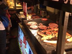 -原住民美食石板烤肉山猪肉