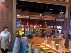 -呷哺呷哺(万达新世界店)